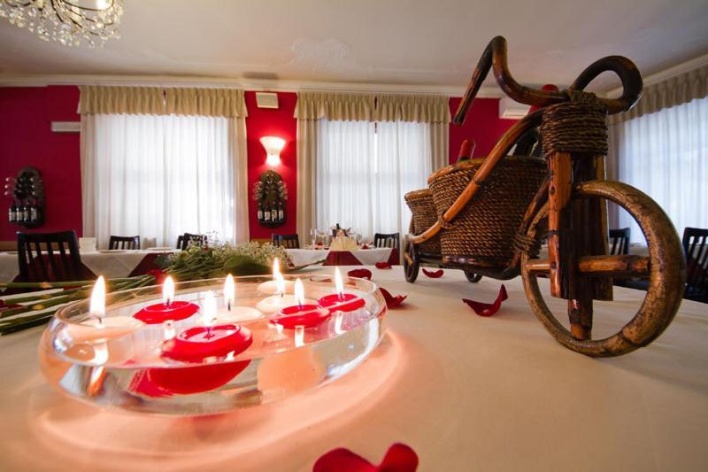 Hotel Corona Tirano Bagian luar foto